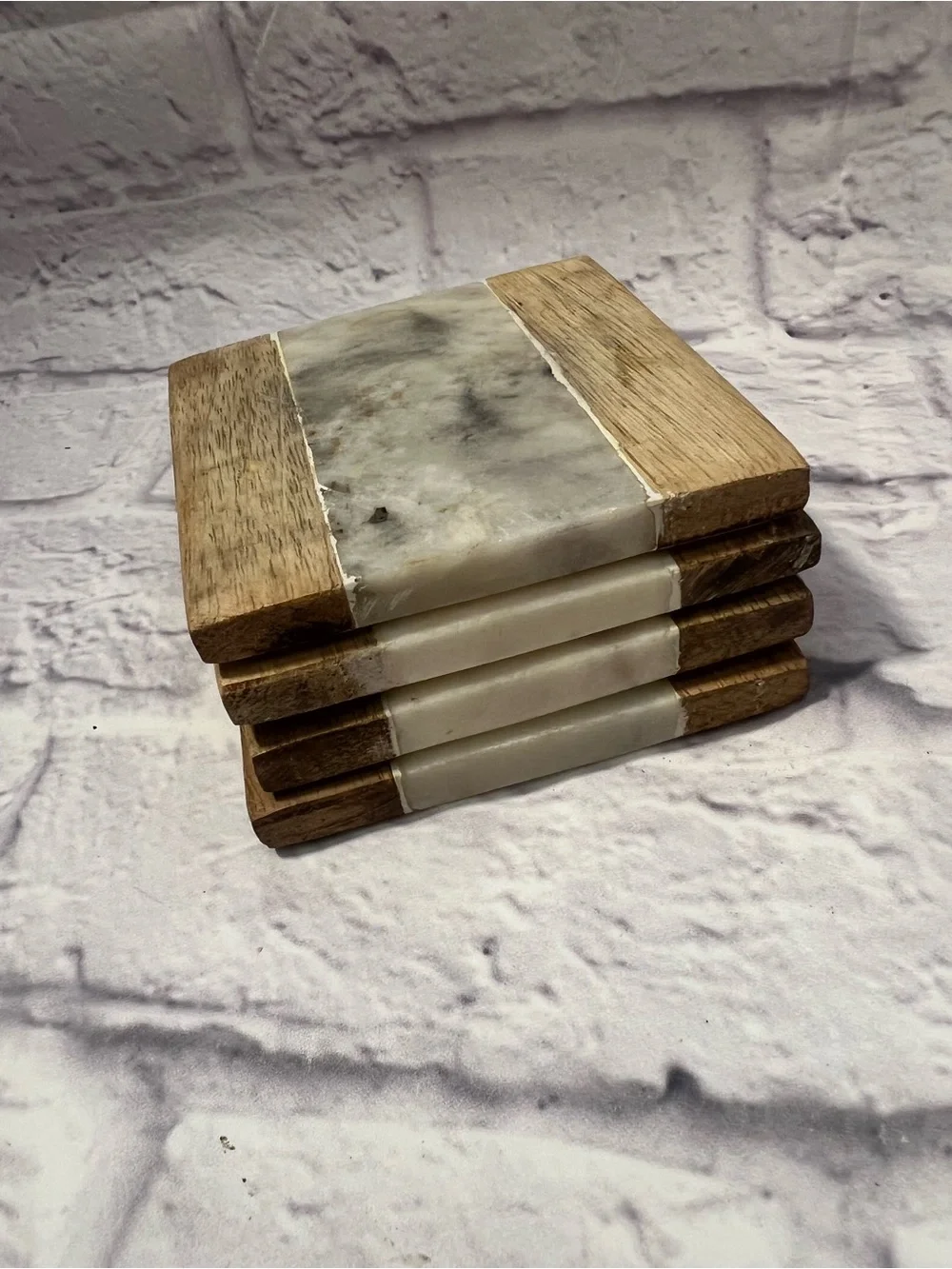Wood and Marble Stripe Coaster Set - Natural & White